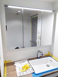 木の質感やぬくもりを感じられる木目調でスタイリッシュに　目黒区M様邸